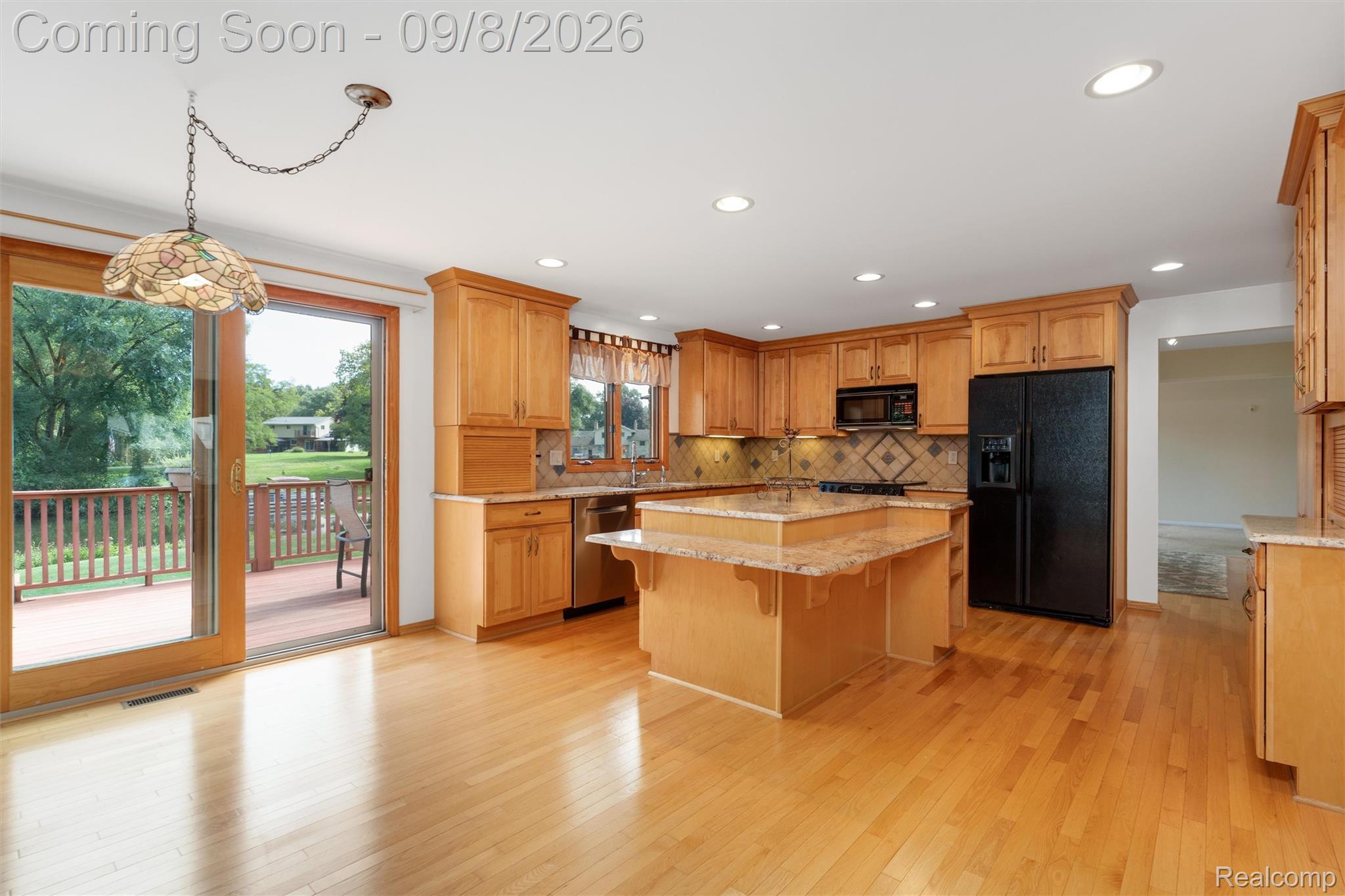 6025 Venice Drive