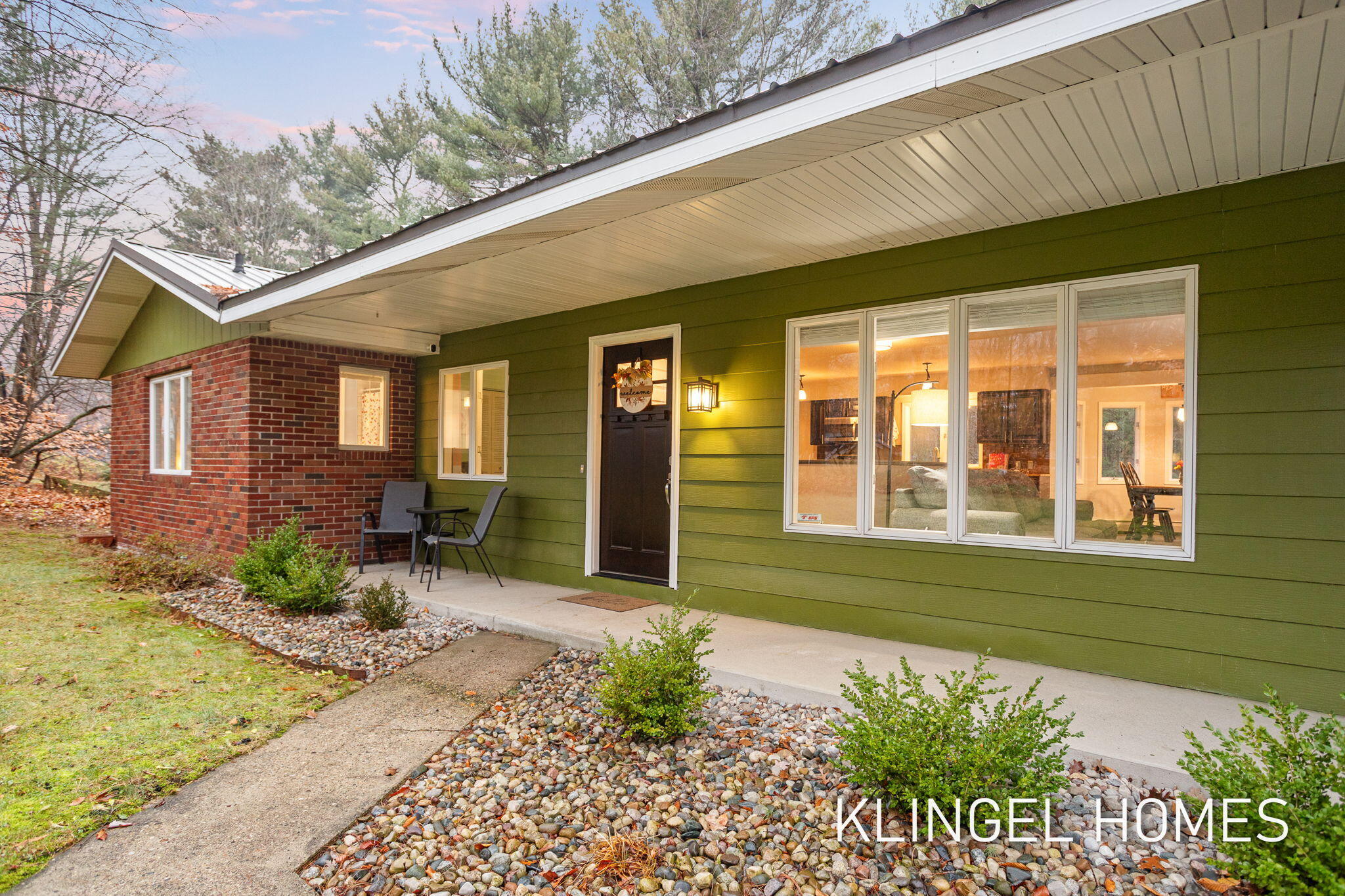 17880 Hiawatha Drive