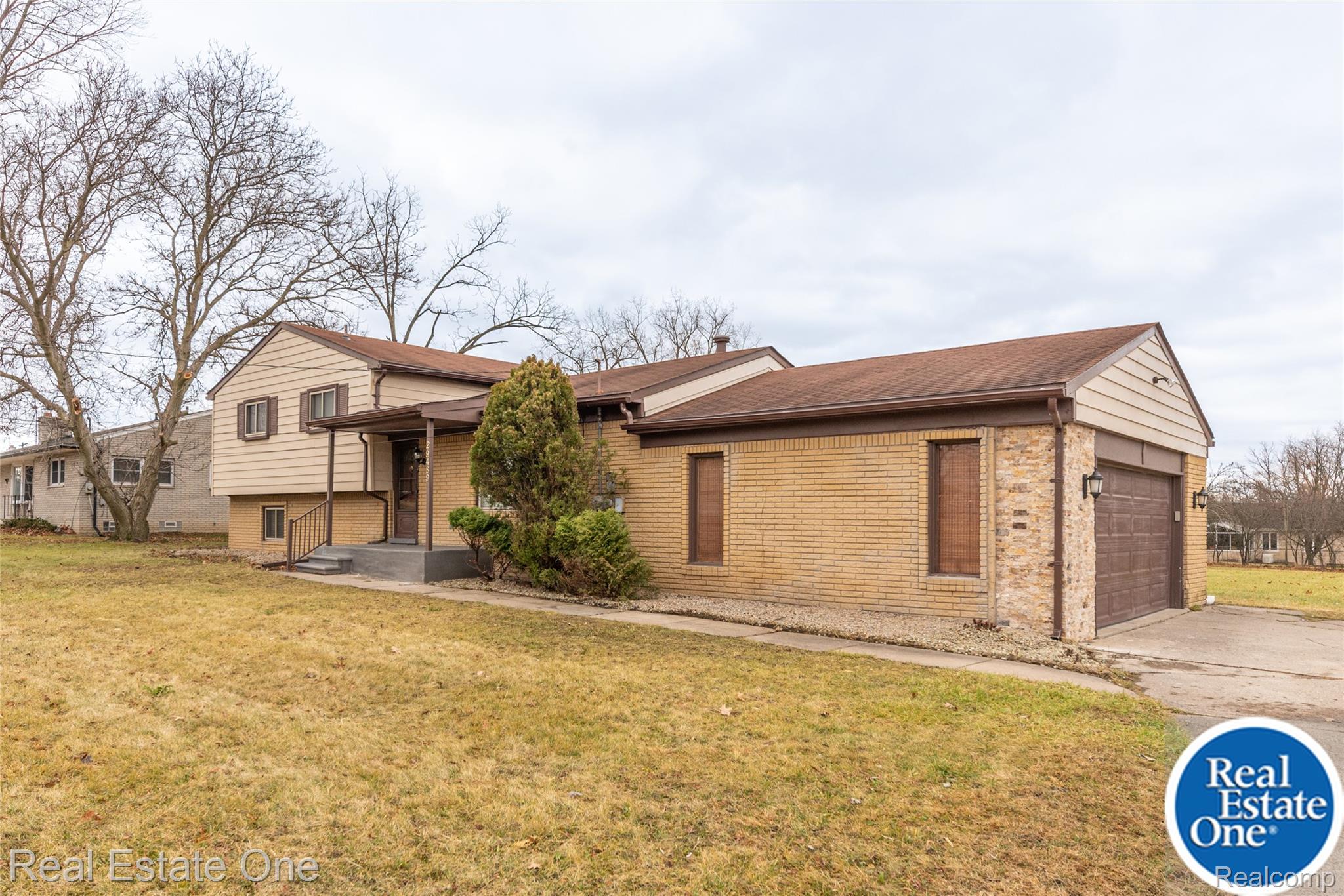 29489 Geraldine Road