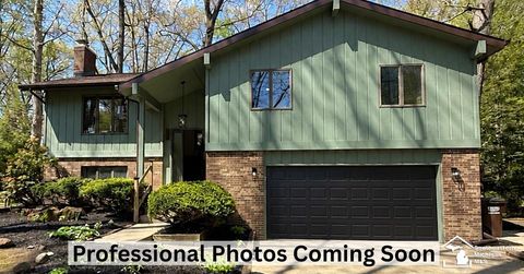 Photo of 1882 Brookwood Lane, Bedford Township, MI 48182 (MLS # 57050206537)