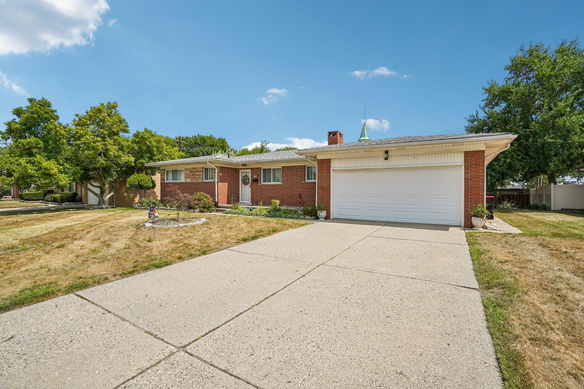 22808 Greenview Road