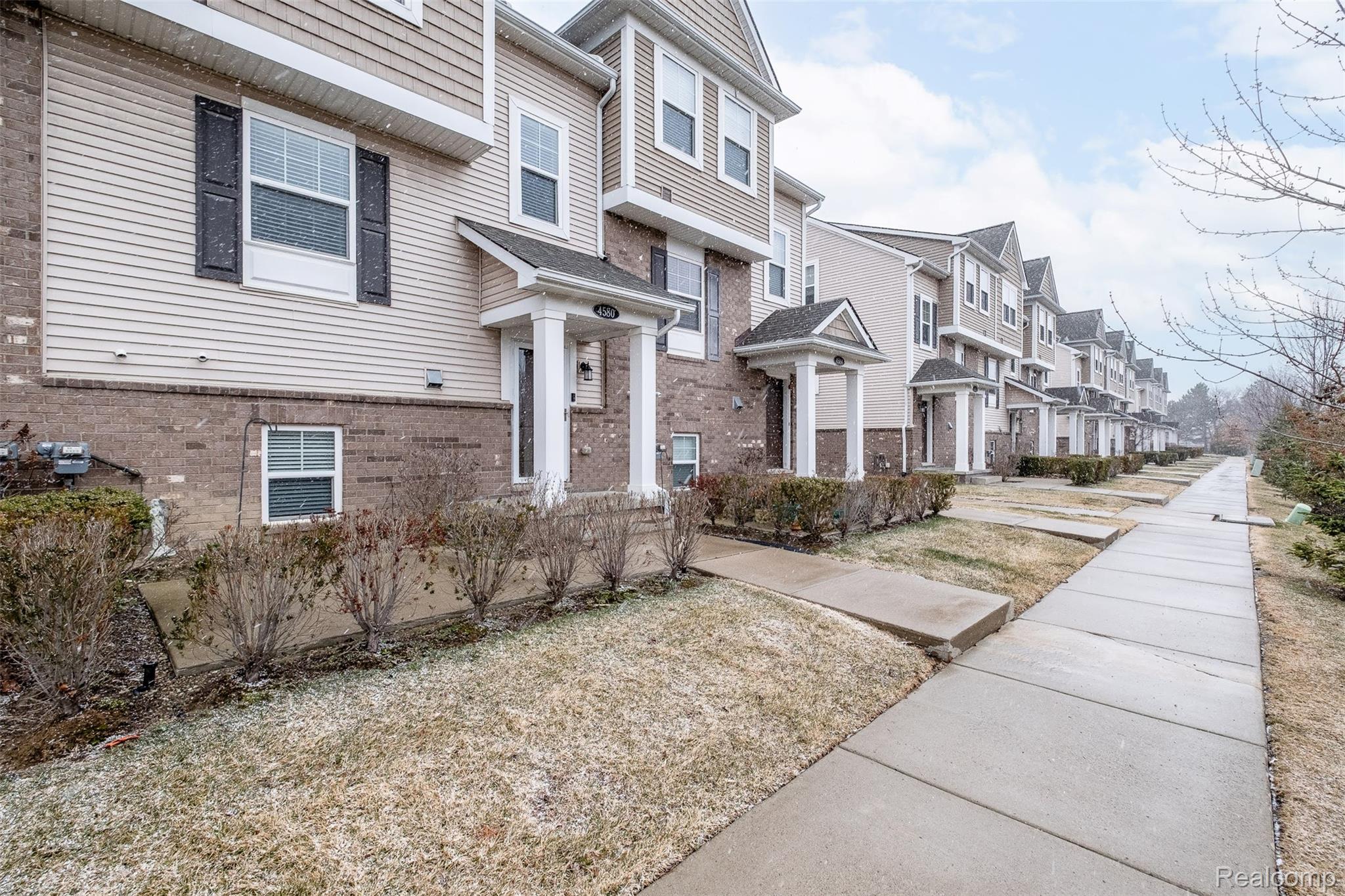 4580 Bradley Circle 24