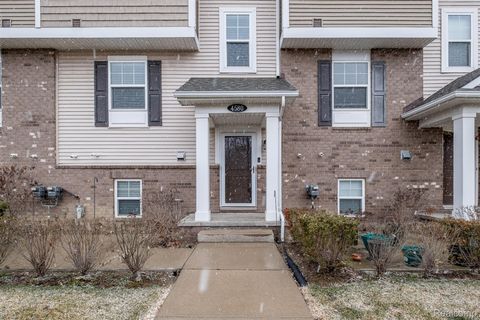 4580 Bradley Circle 24 Troy City MI 48085