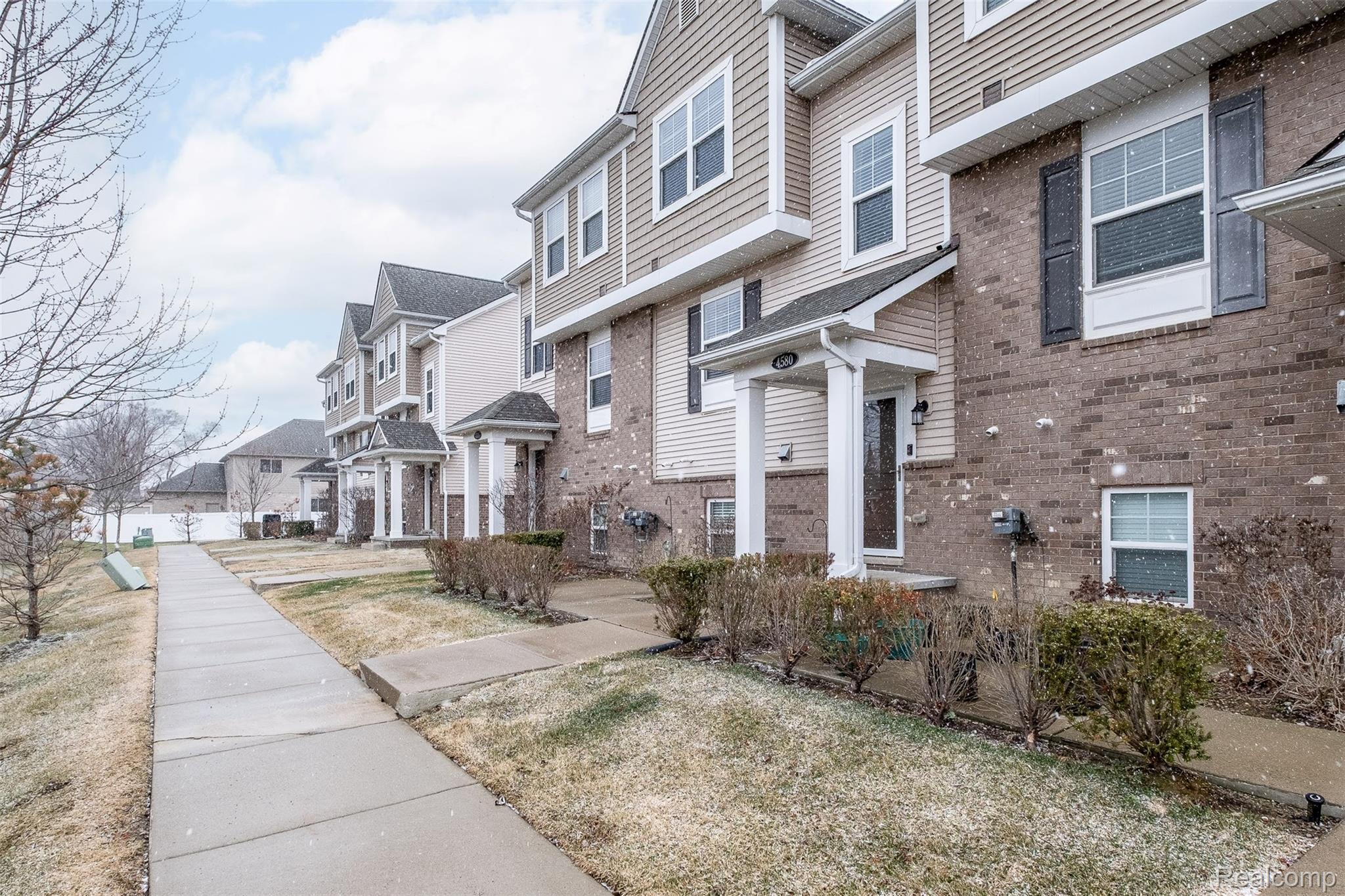 4580 Bradley Circle 24