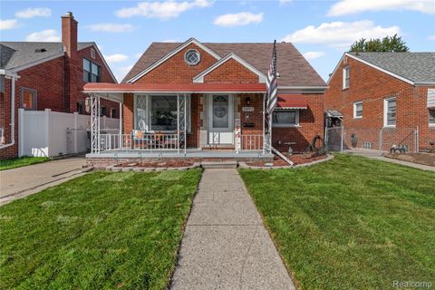 2492 Electric Street Wyandotte City MI 48192