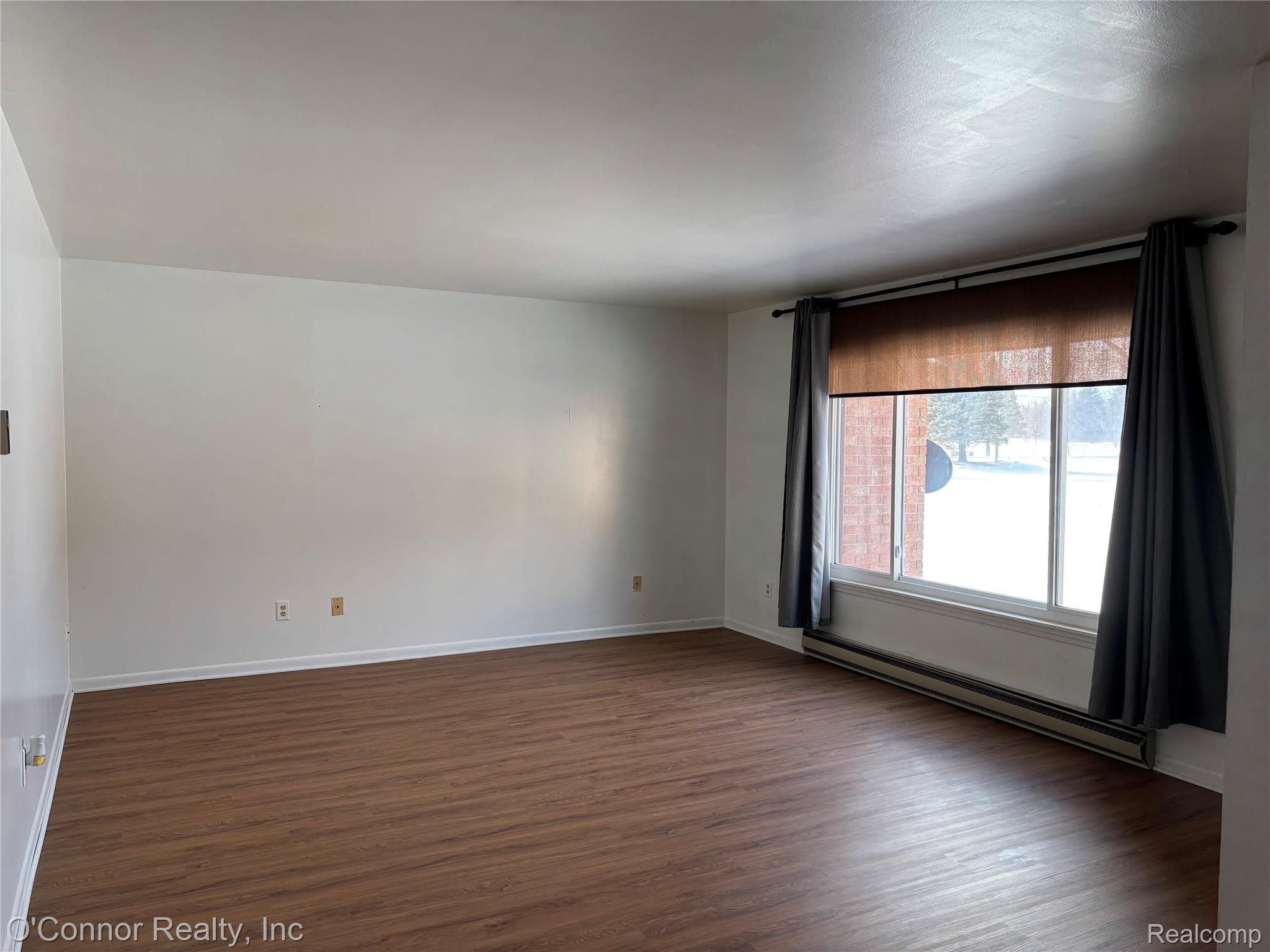 1975 Michigan Avenue