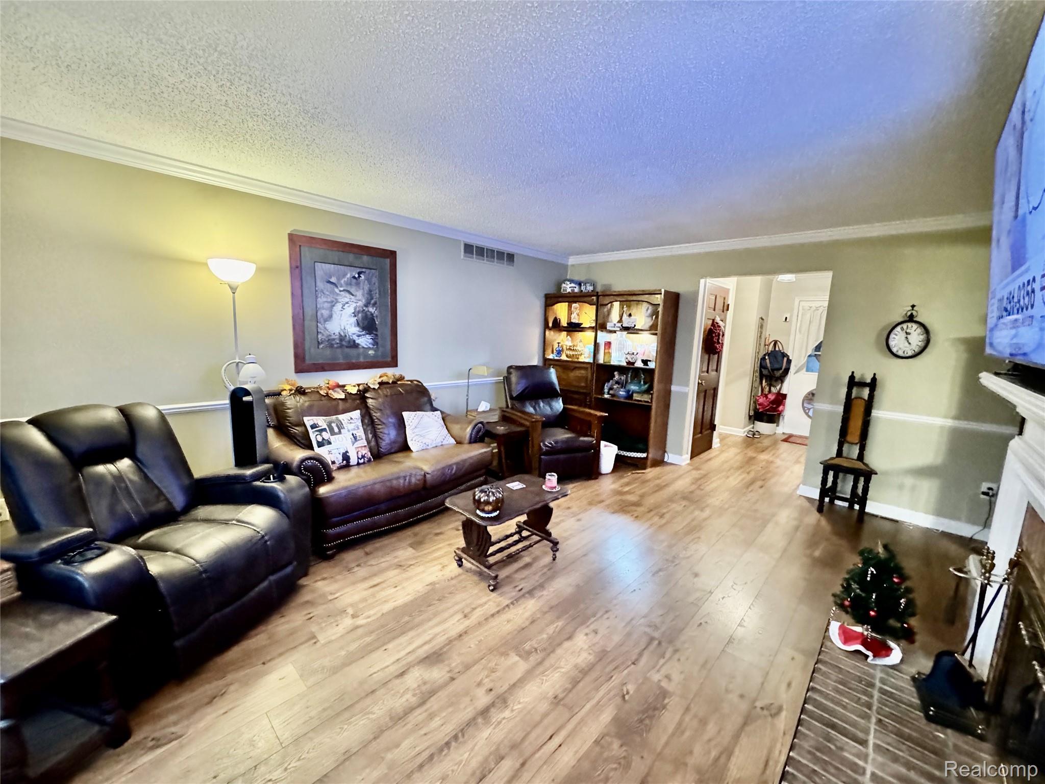 12189 DENTONVIEW Drive