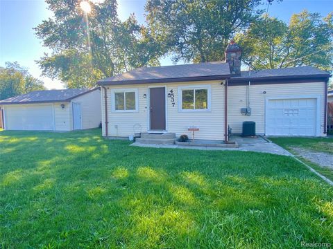 4537 Dewey Road Frenchtown Township MI 48166