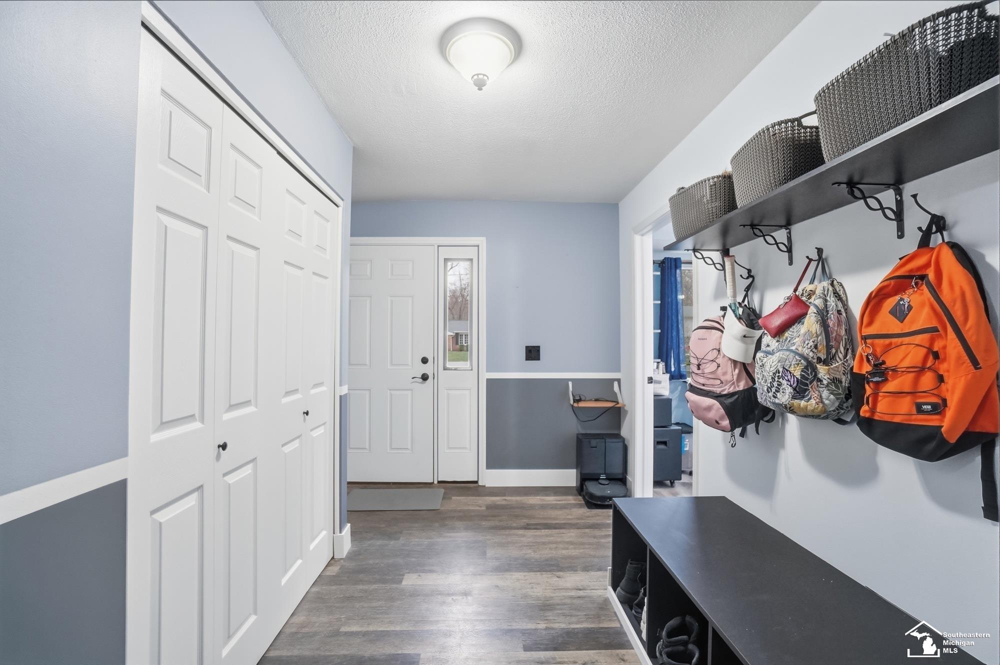 7711 Seneca Trail