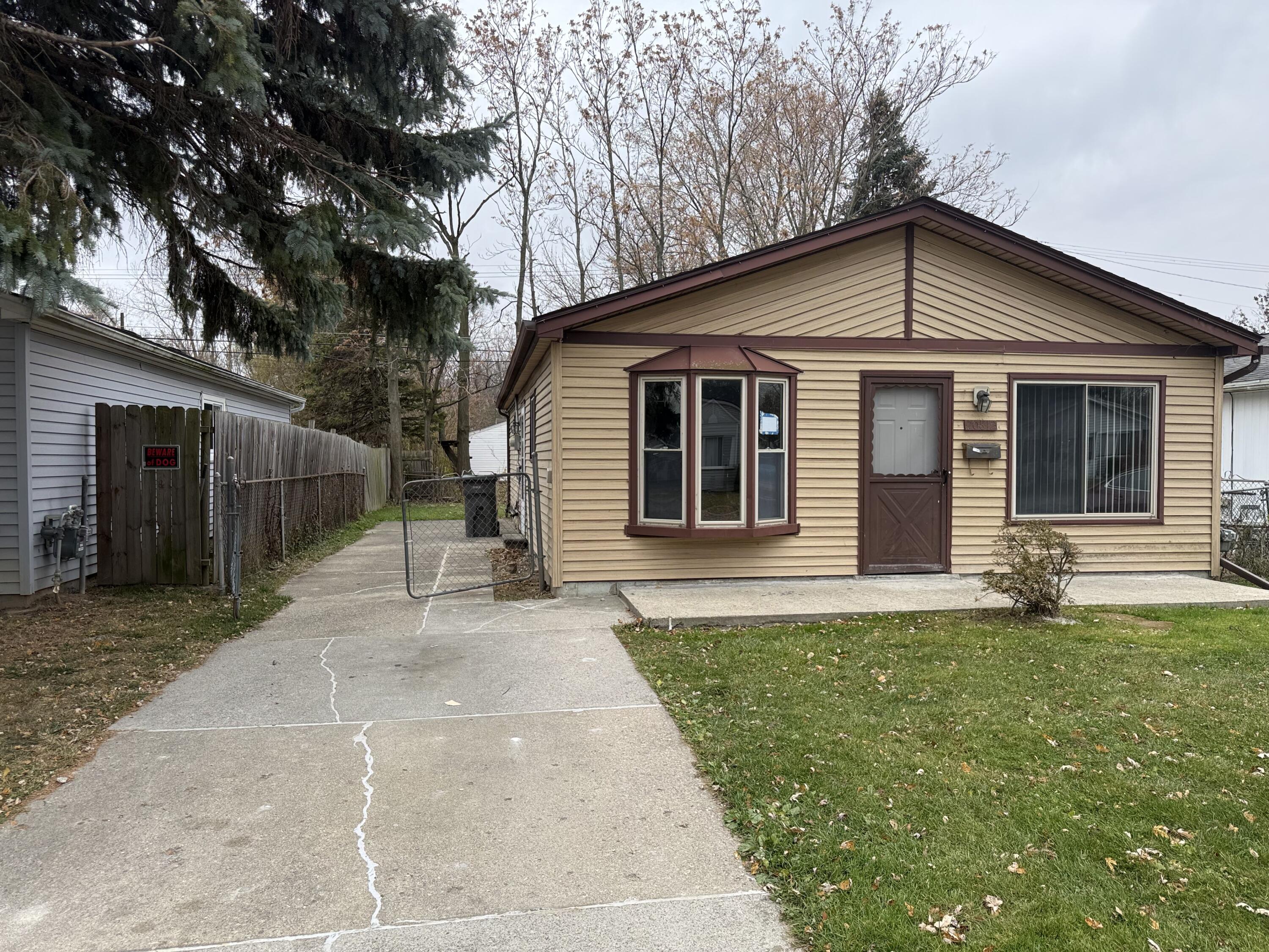 20812 Woodward Street