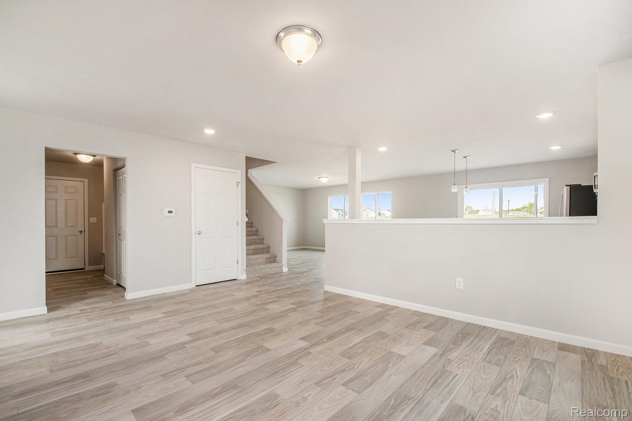 6044 Lahring Road