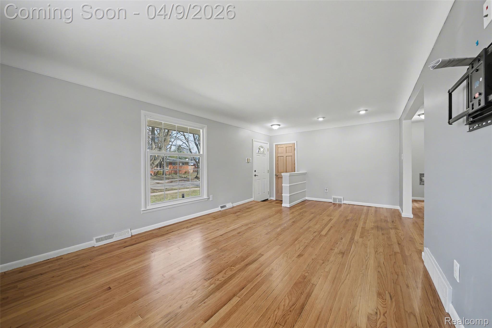 906 Englewood Avenue