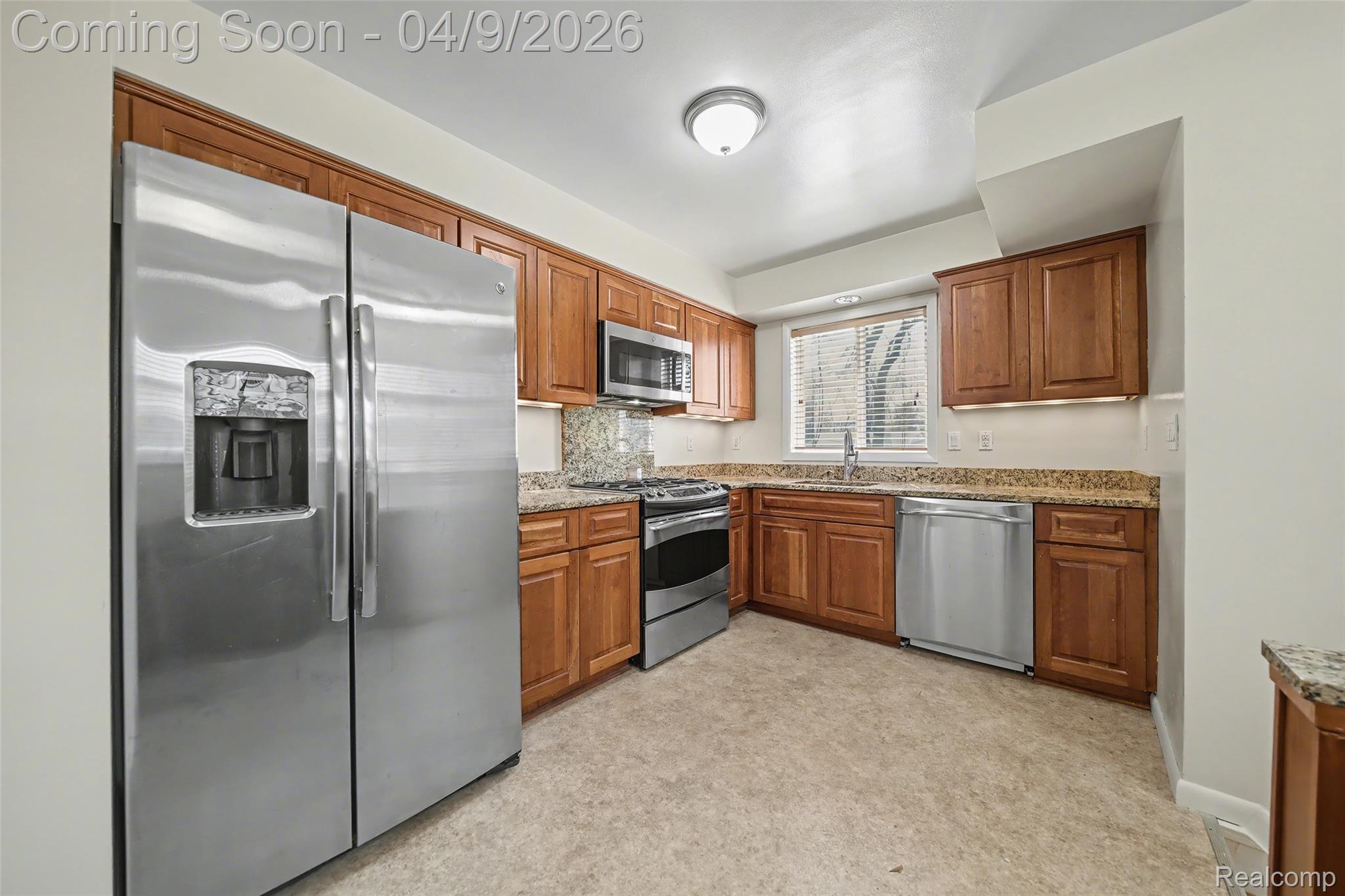 906 Englewood Avenue