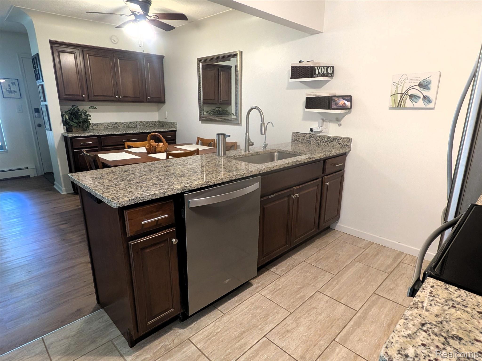 995 N Cass Lake Road 218