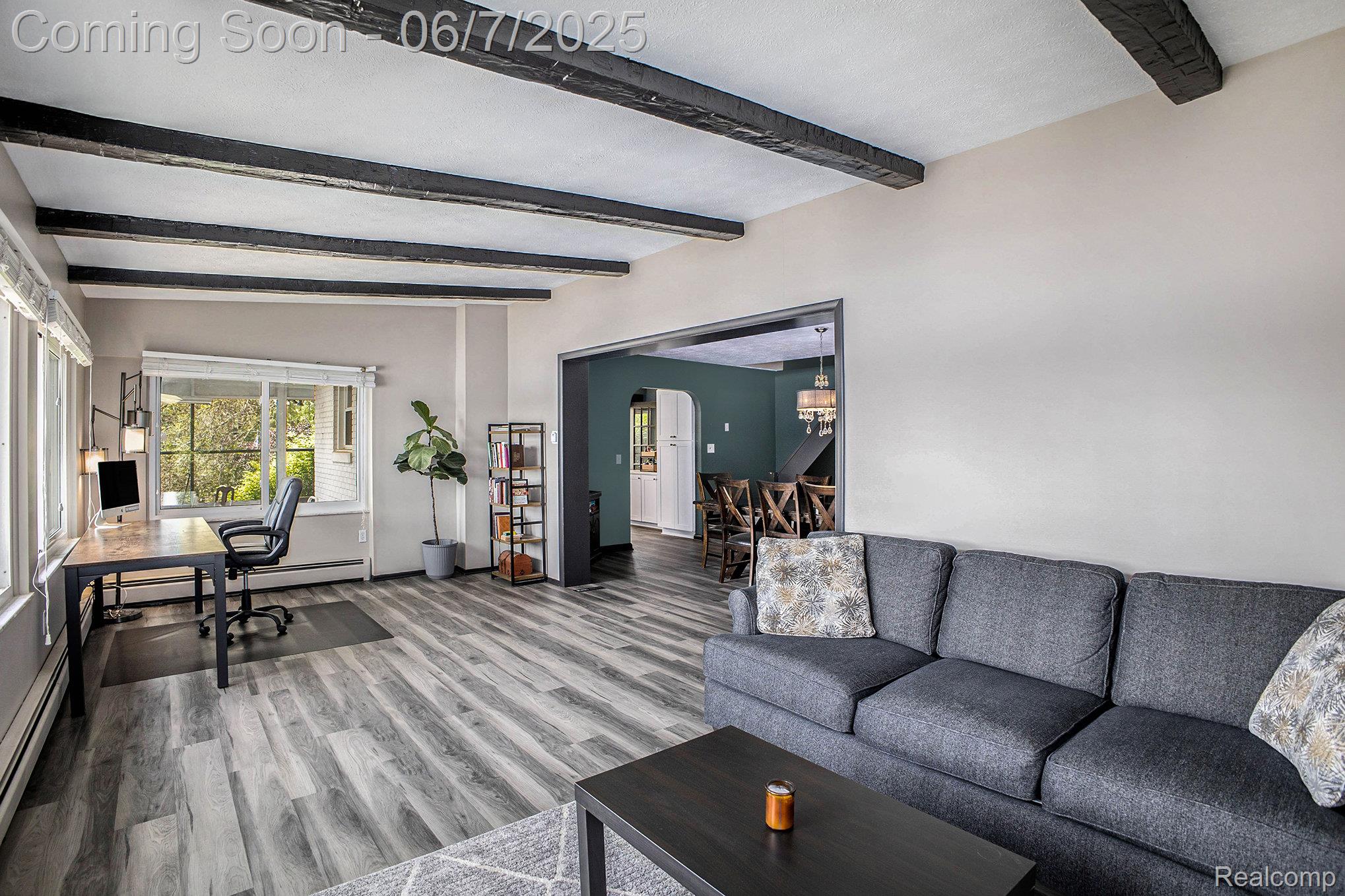 11393 Outer Drive