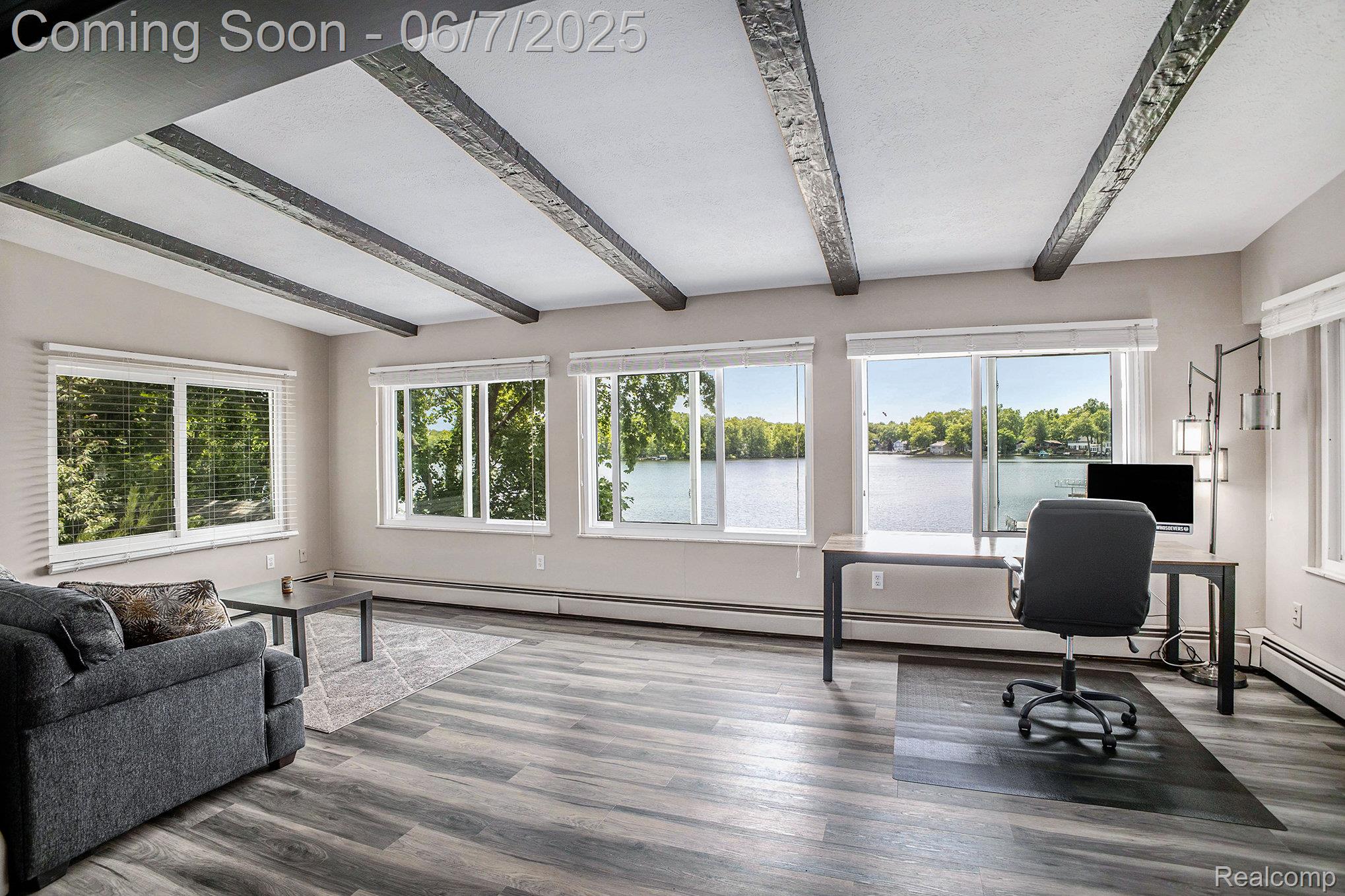 11393 Outer Drive