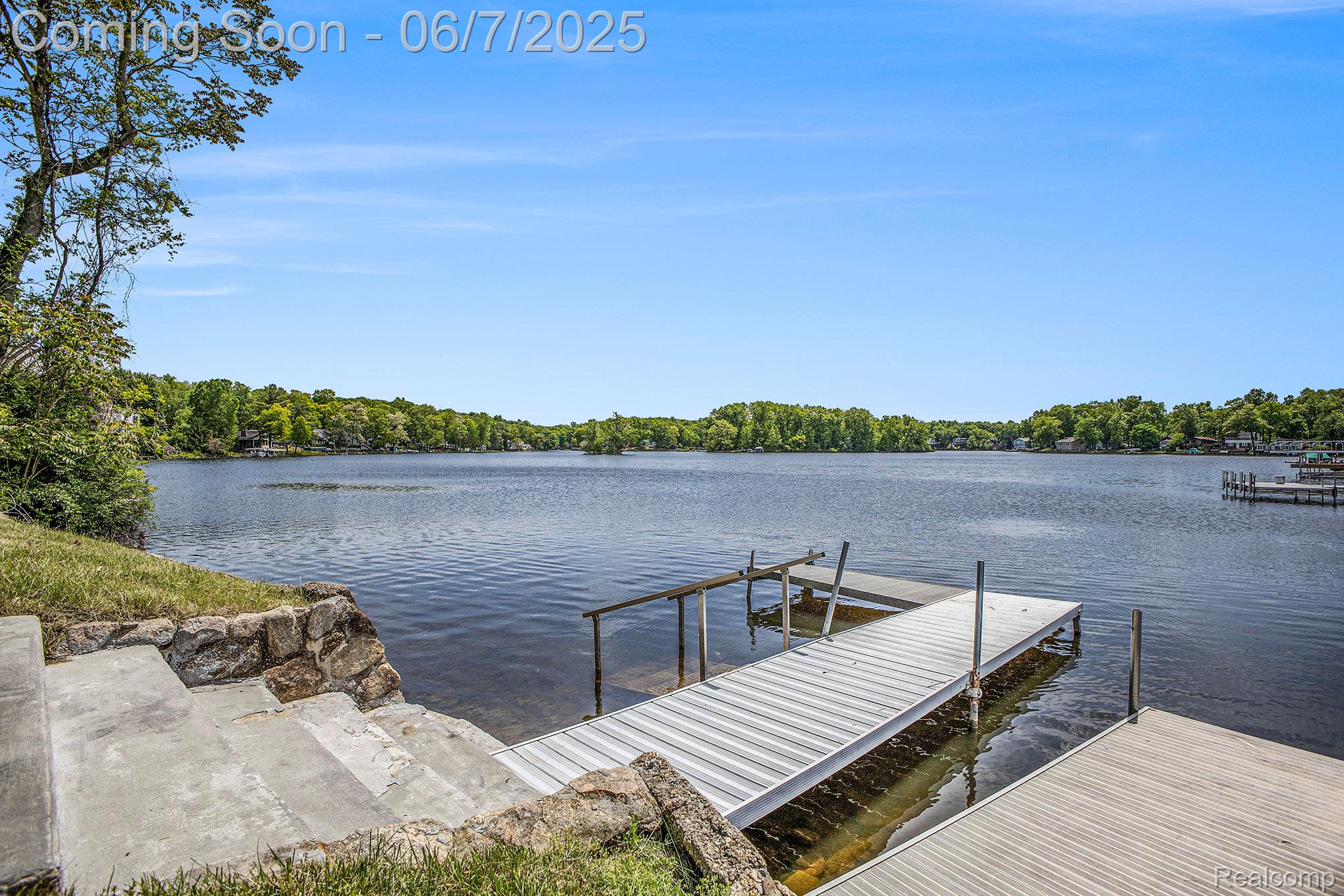 11393 Outer Drive