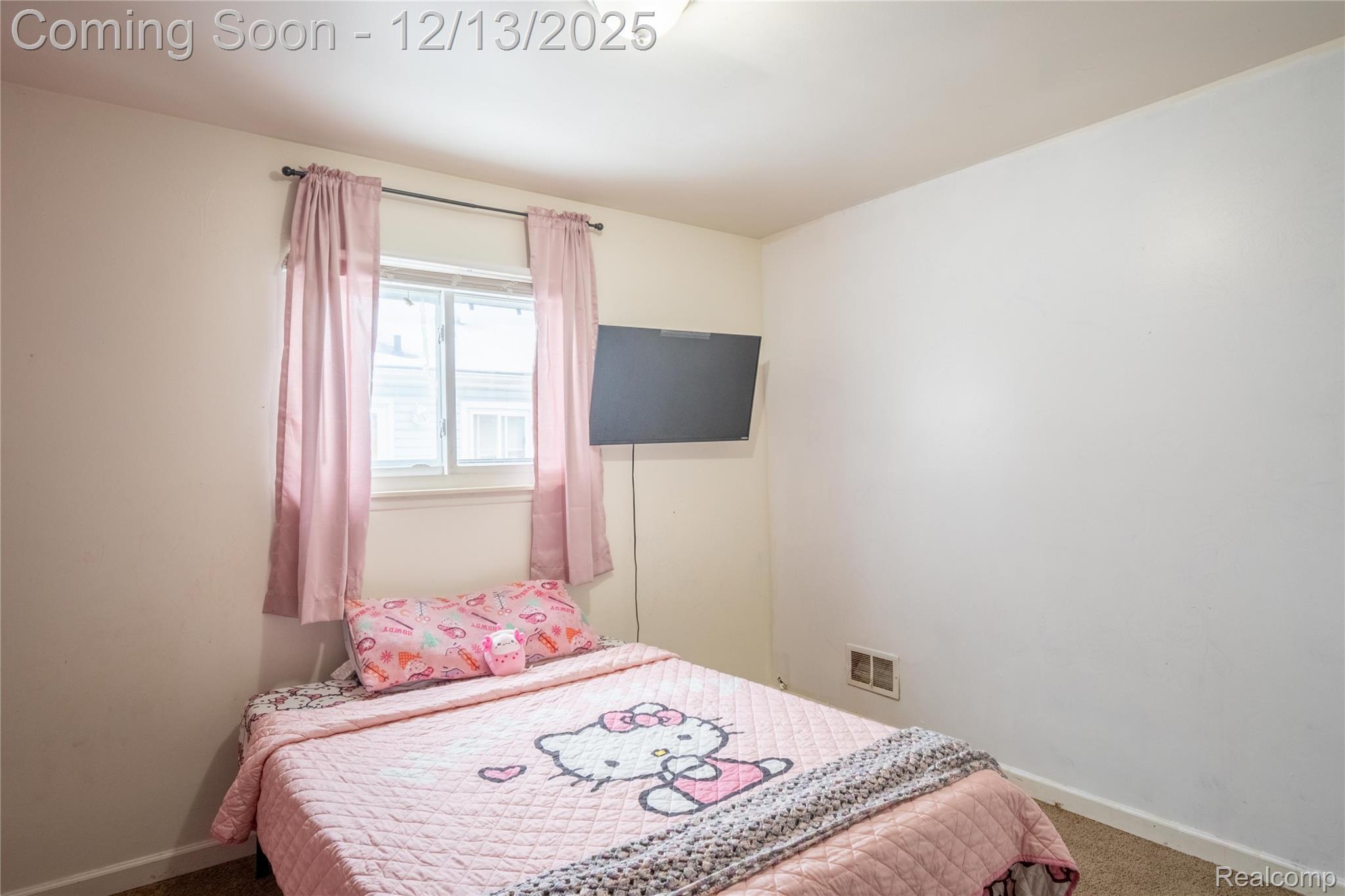 6144 Princess Street