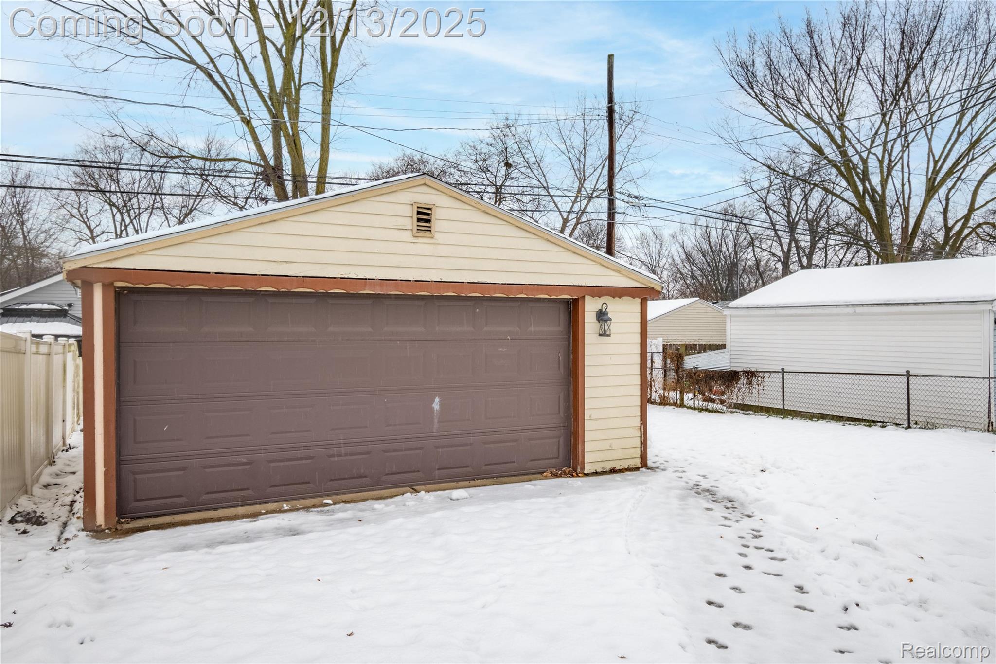 6144 Princess Street