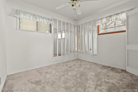 Tiny photo for 90 Lorberta Lane, Waterford Charter Township, MI 48328 (MLS # 20261076797)