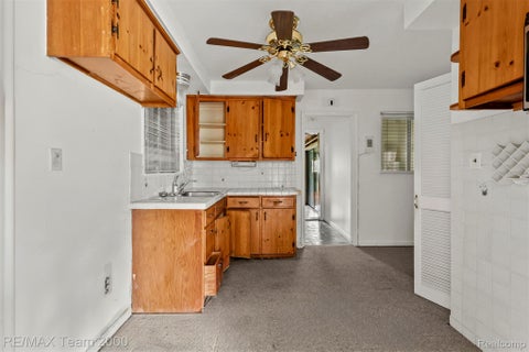 Tiny photo for 90 Lorberta Lane, Waterford Charter Township, MI 48328 (MLS # 20261076797)