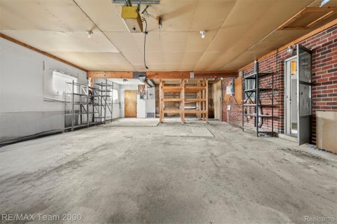 Tiny photo for 90 Lorberta Lane, Waterford Charter Township, MI 48328 (MLS # 20261076797)