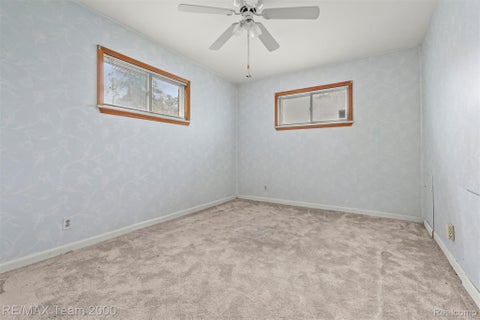 Tiny photo for 90 Lorberta Lane, Waterford Charter Township, MI 48328 (MLS # 20261076797)