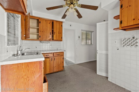 Tiny photo for 90 Lorberta Lane, Waterford Charter Township, MI 48328 (MLS # 20261076797)