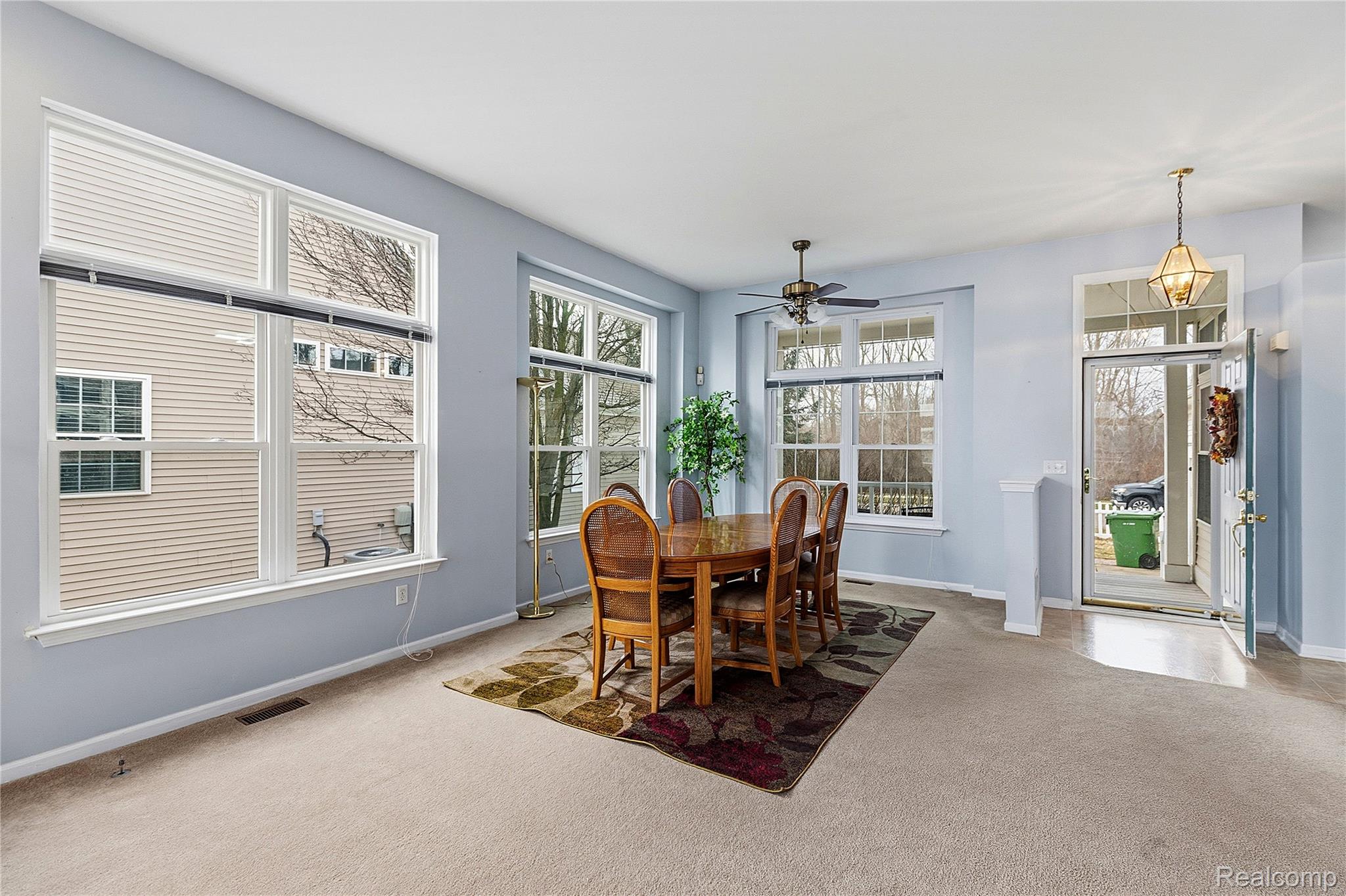 975 Watersedge Court