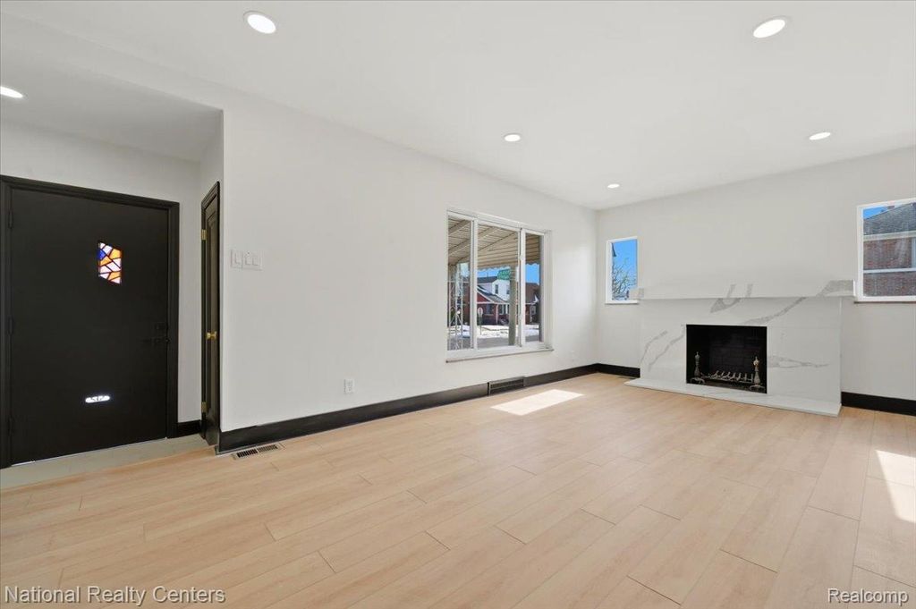 Photo of 18403 Stoepel Street, Detroit City, MI 48221 (MLS # 20261027639)