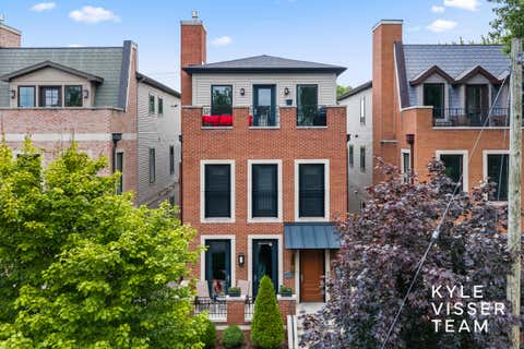 Photo of 542 Fairview Avenue NE #3, Grand Rapids City, MI 49503 (MLS # 65026037423)