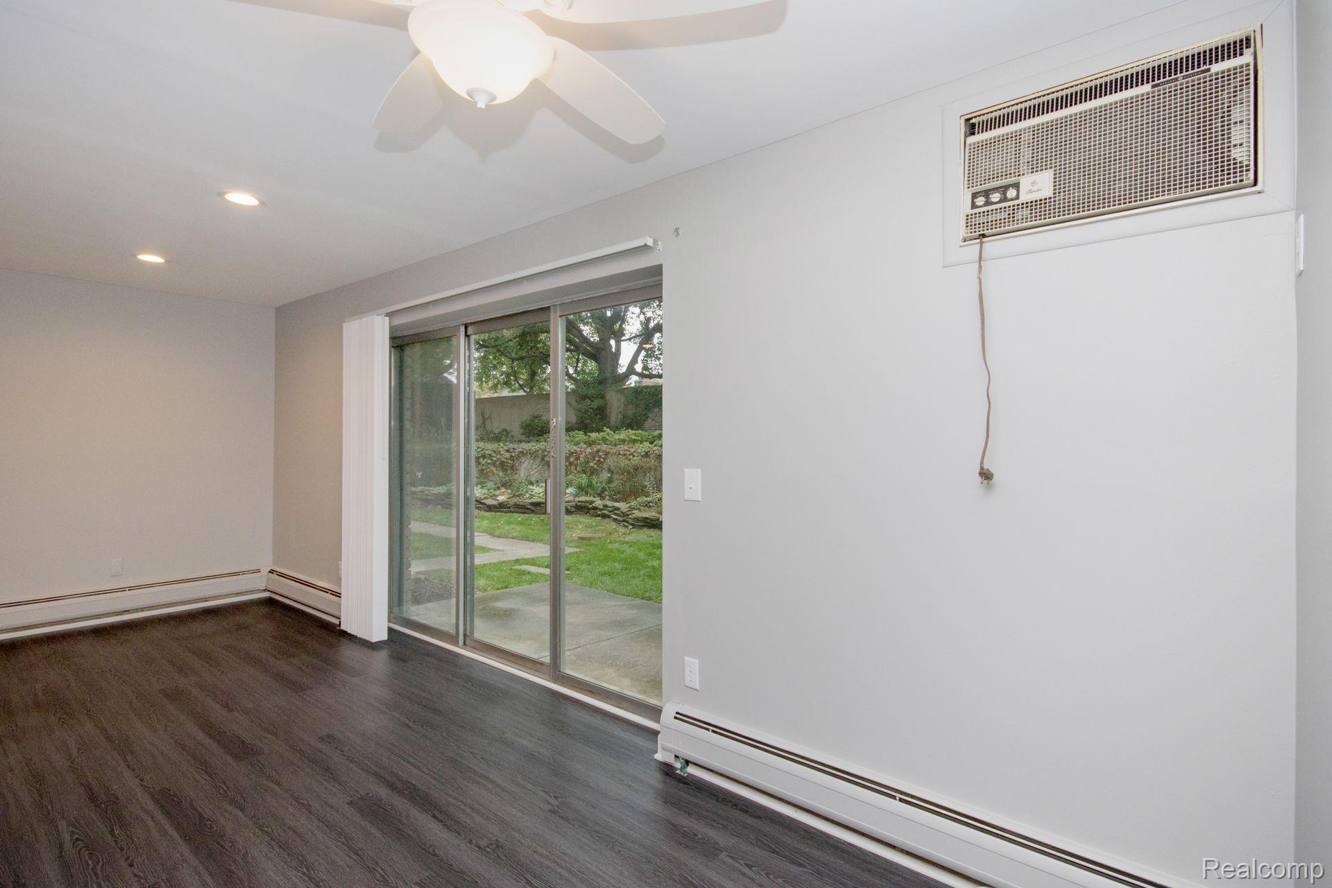 33302 Kingslane Court 4