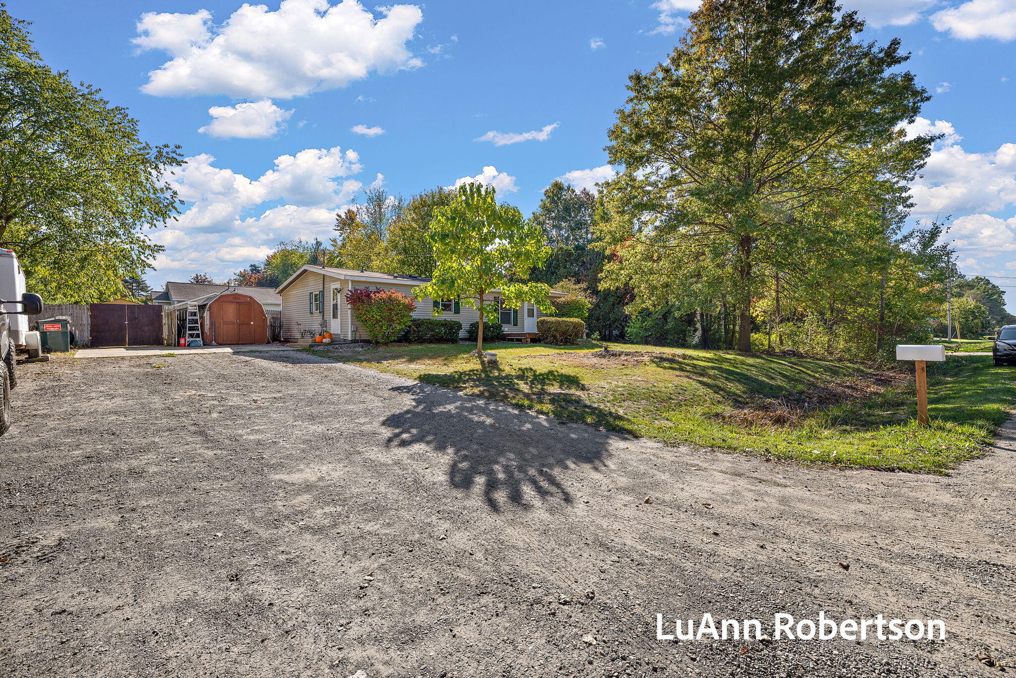 11622 Buchanan Street