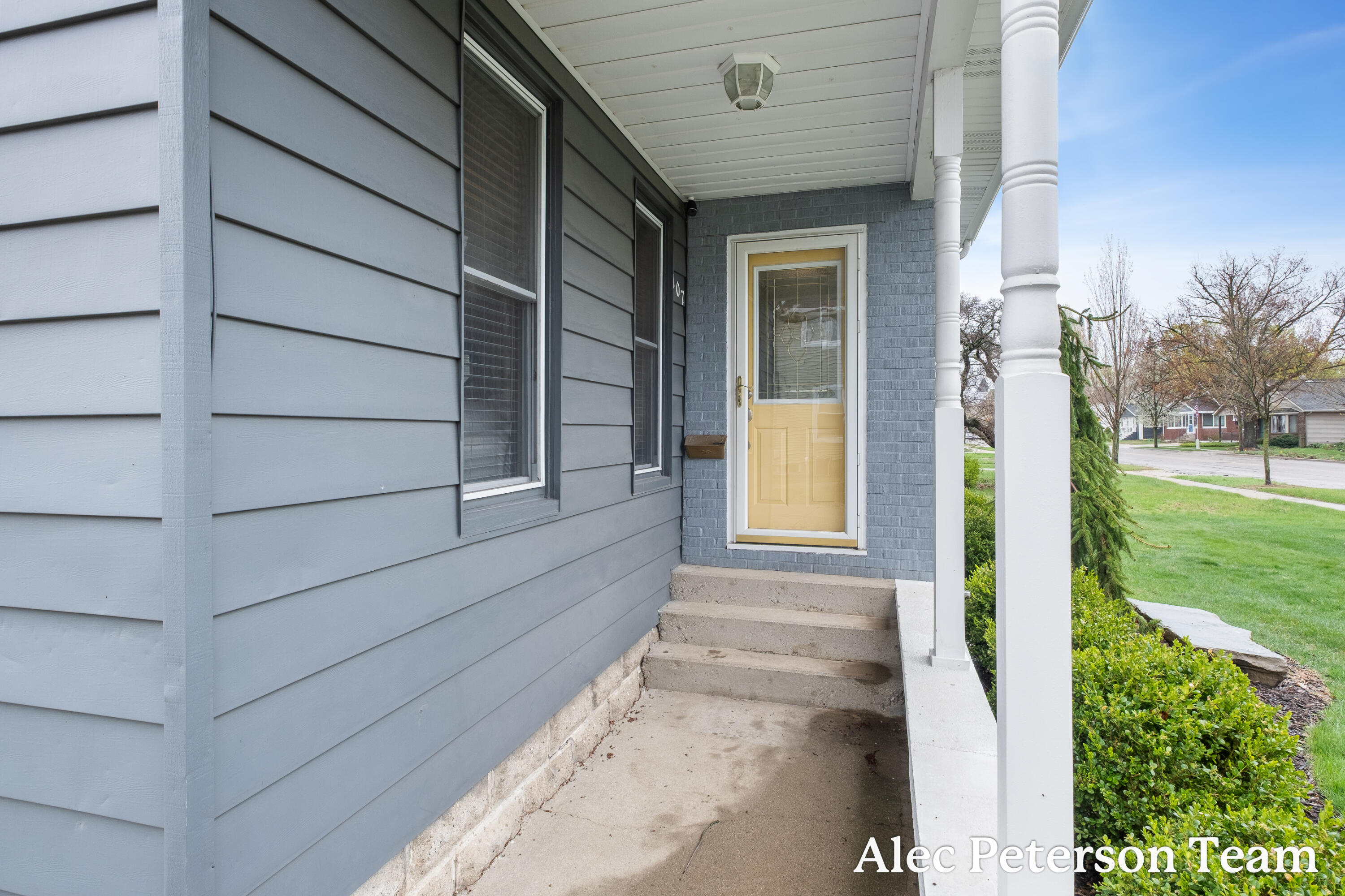 107 W Main Avenue