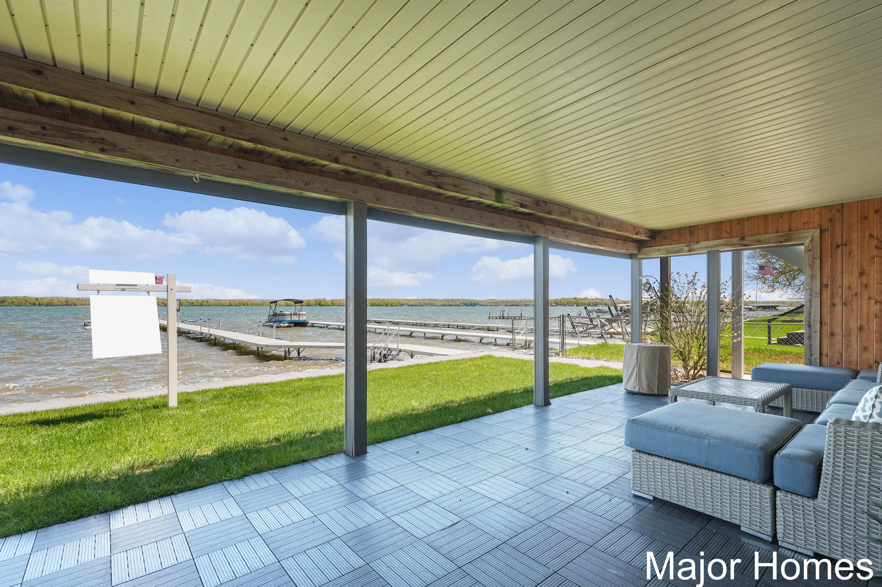 3179 Sandy Beach Street