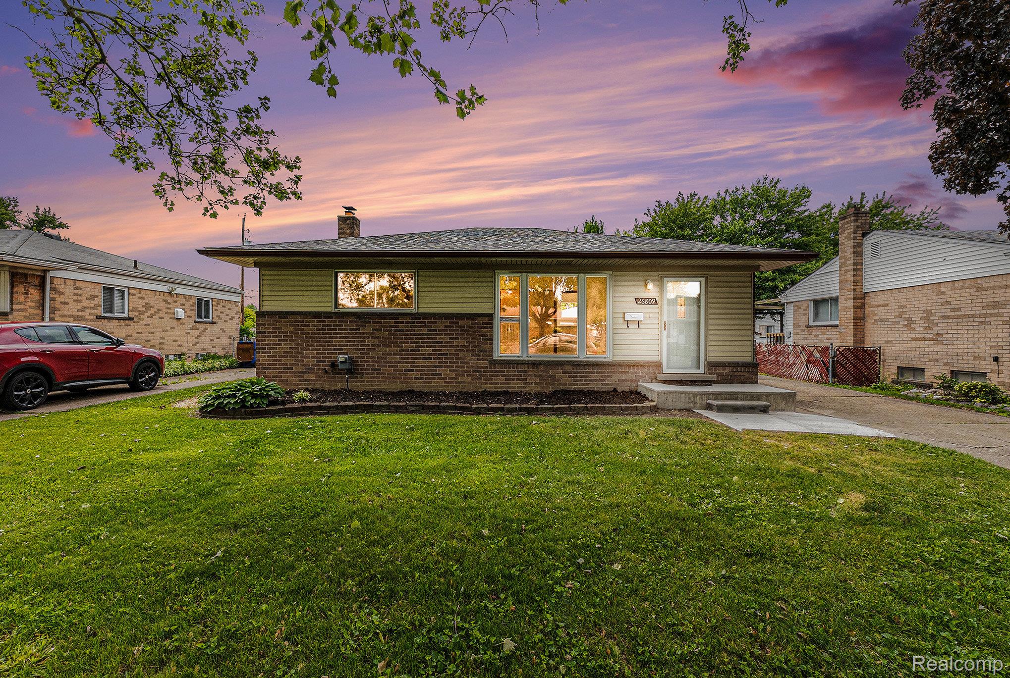 Warren City, Michigan 48089, United States, 3 Bedrooms Bedrooms, ,2 BathroomsBathrooms,Residential,Active,141533