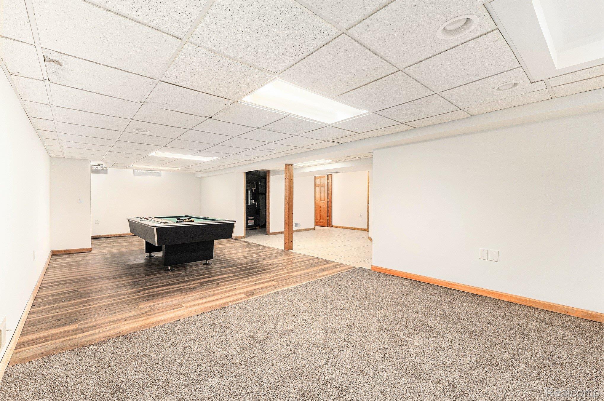 Warren City, Michigan 48089, United States, 3 Bedrooms Bedrooms, ,2 BathroomsBathrooms,Residential,Active,141533