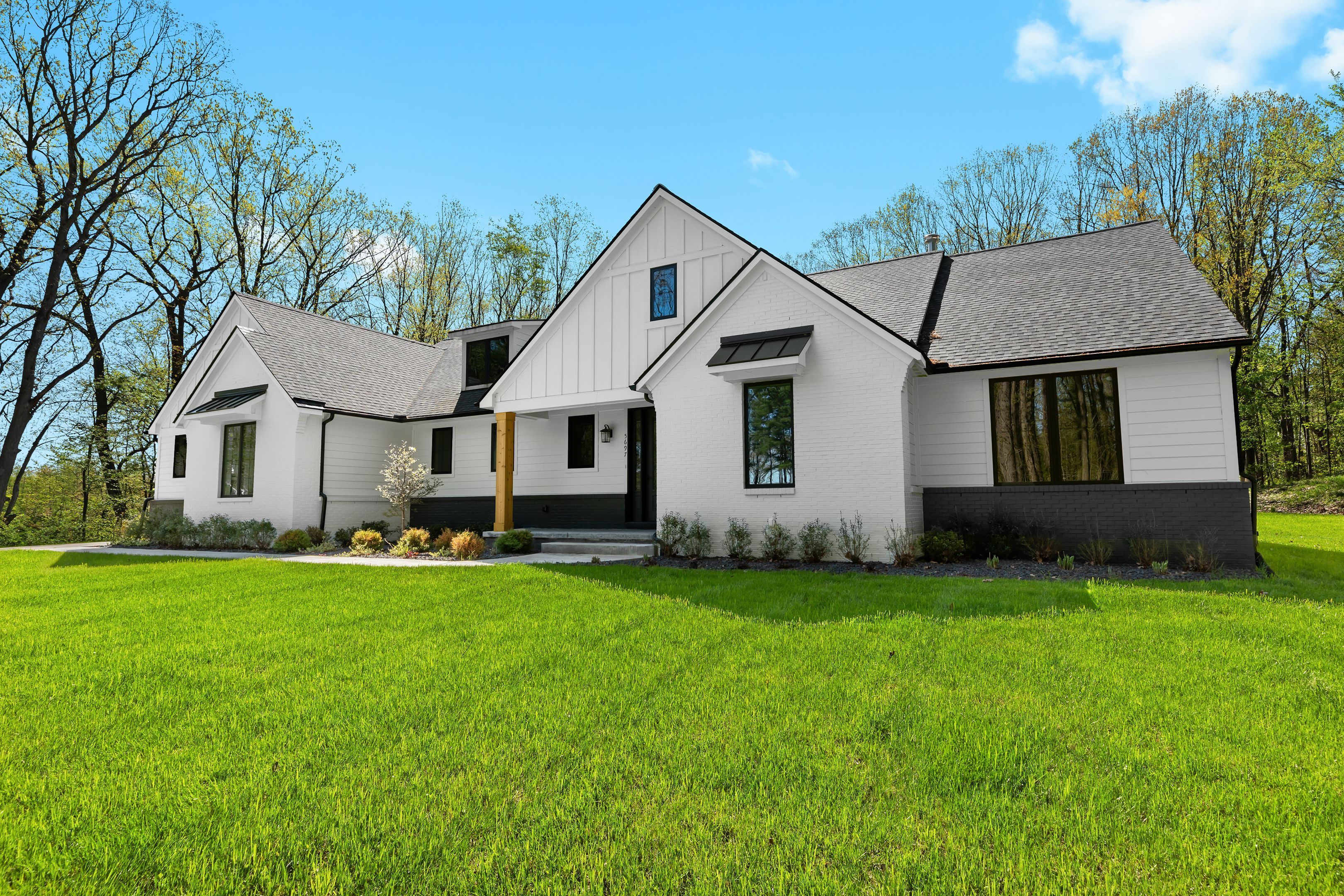 5697 EVERGREEN KNOLL