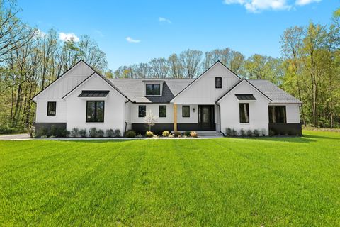 5697 EVERGREEN KNOLL Oceola Township Livingston MI 48855