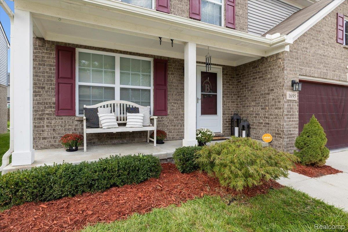 1695 Weeping Willow Court