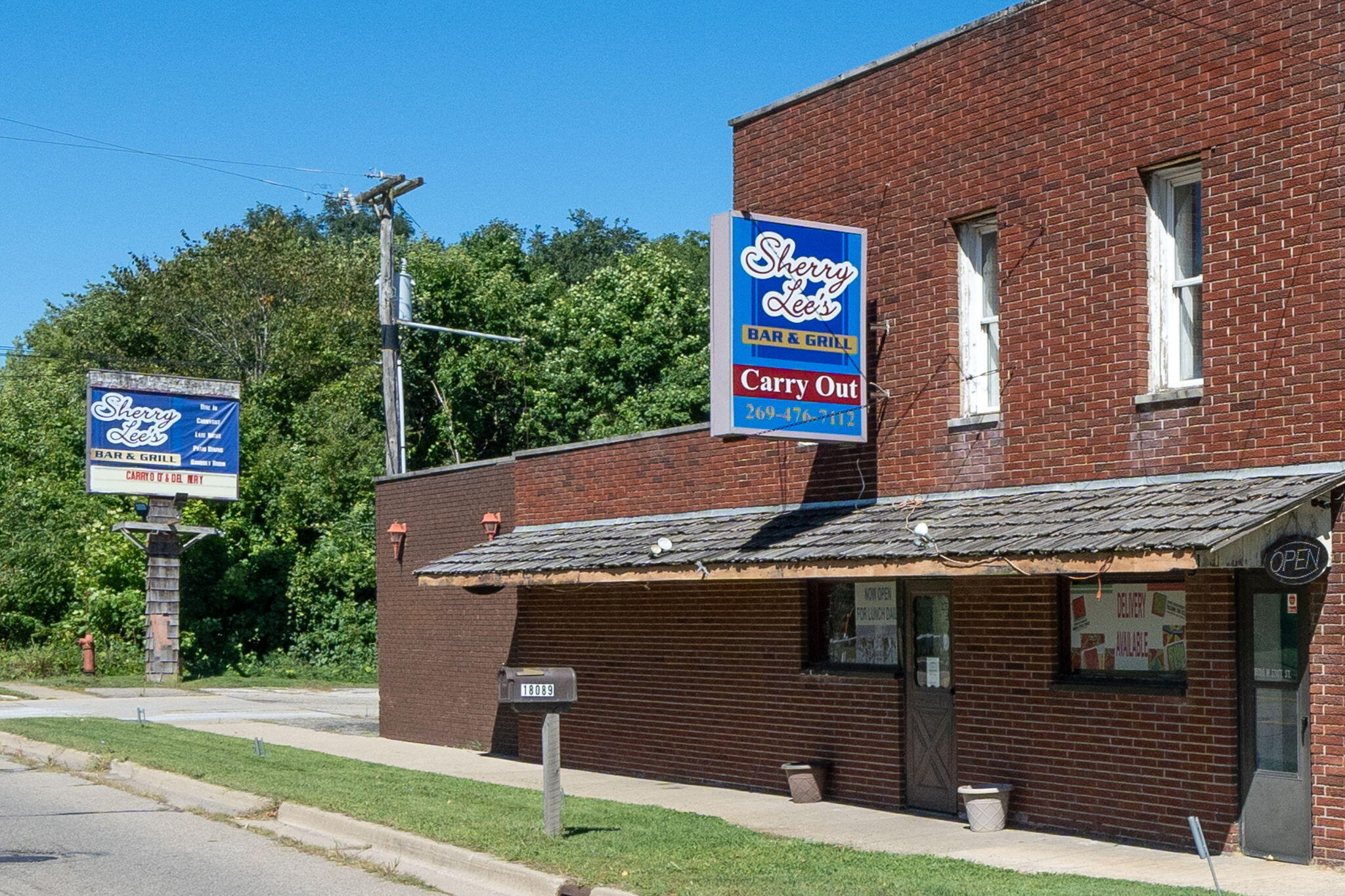 18089 W State Street