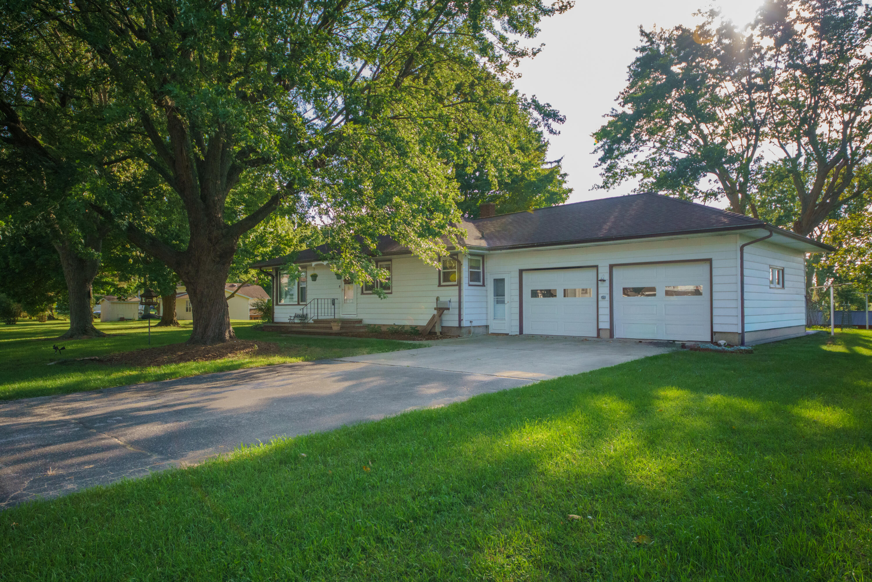 9050 5th Street