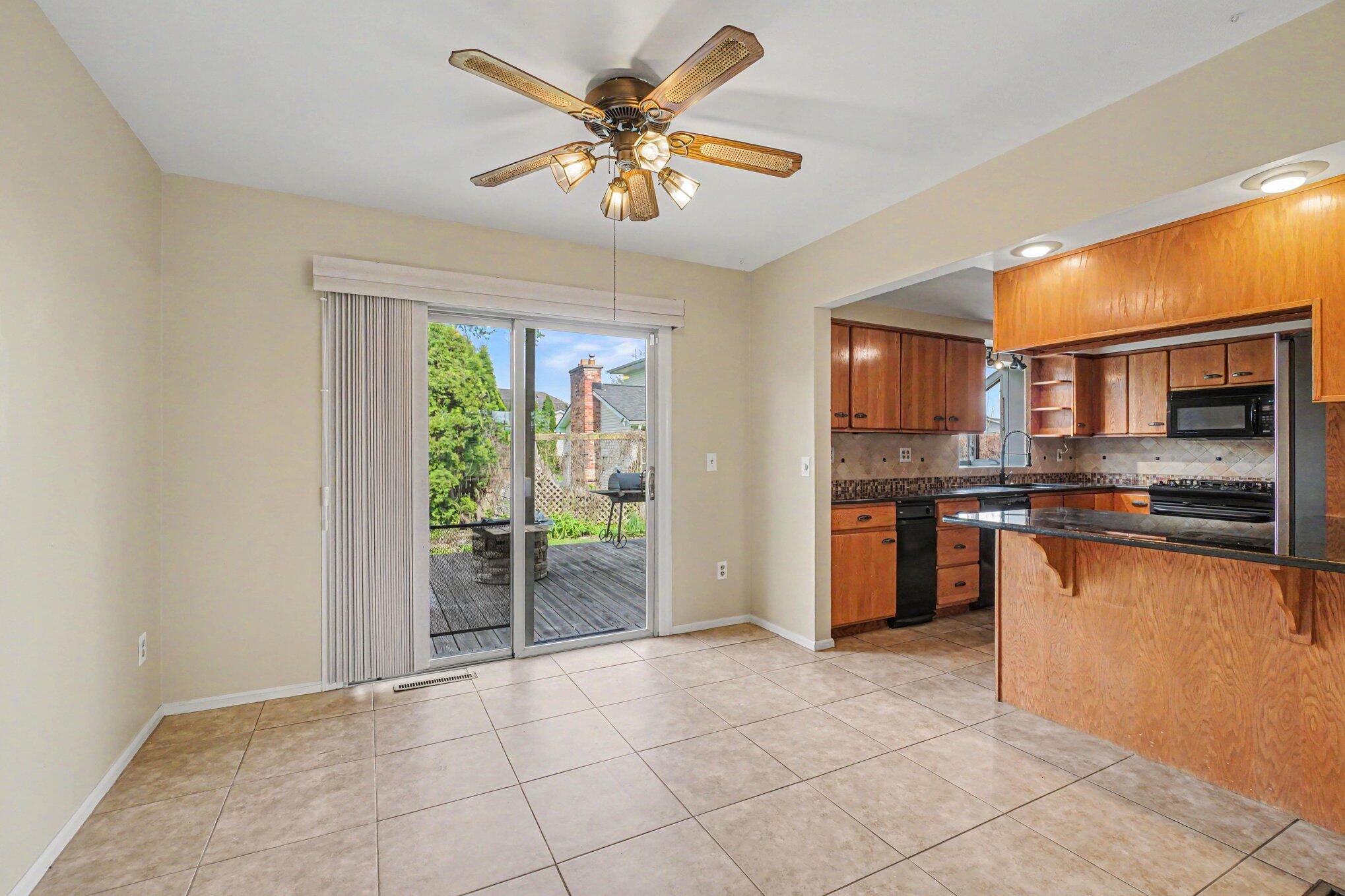 623 Riverside
