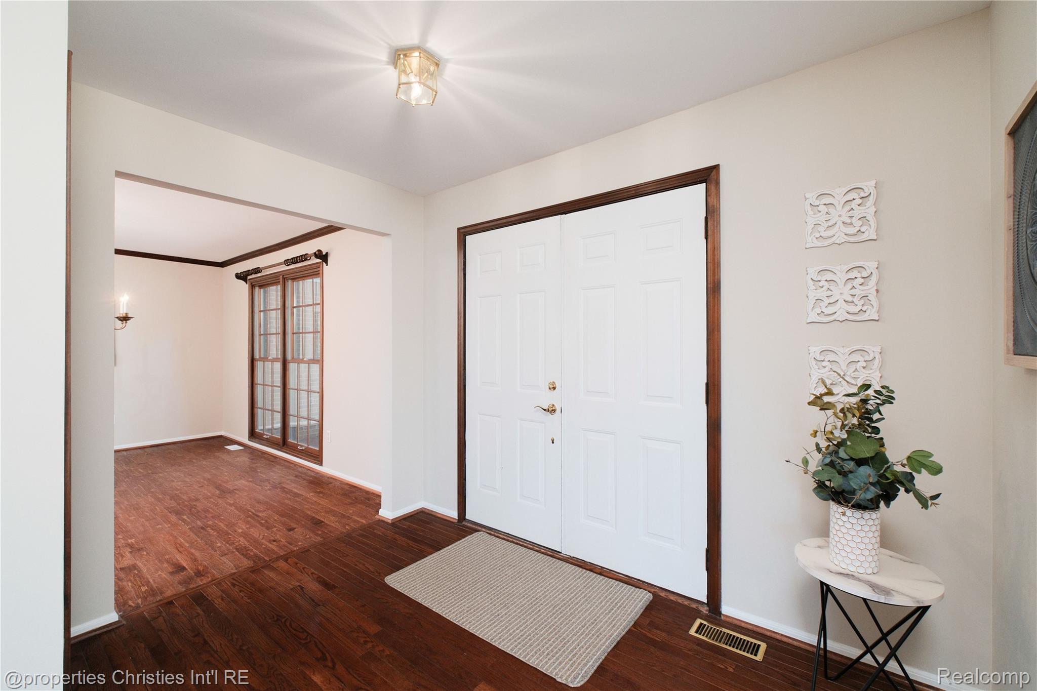 42559 Steepleview Street