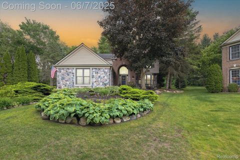 3753 Rolling Hills Road Orion Charter Township MI 48359