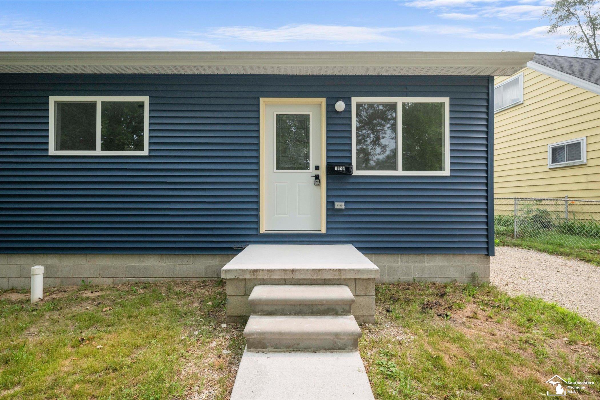 1152 Rambling Road