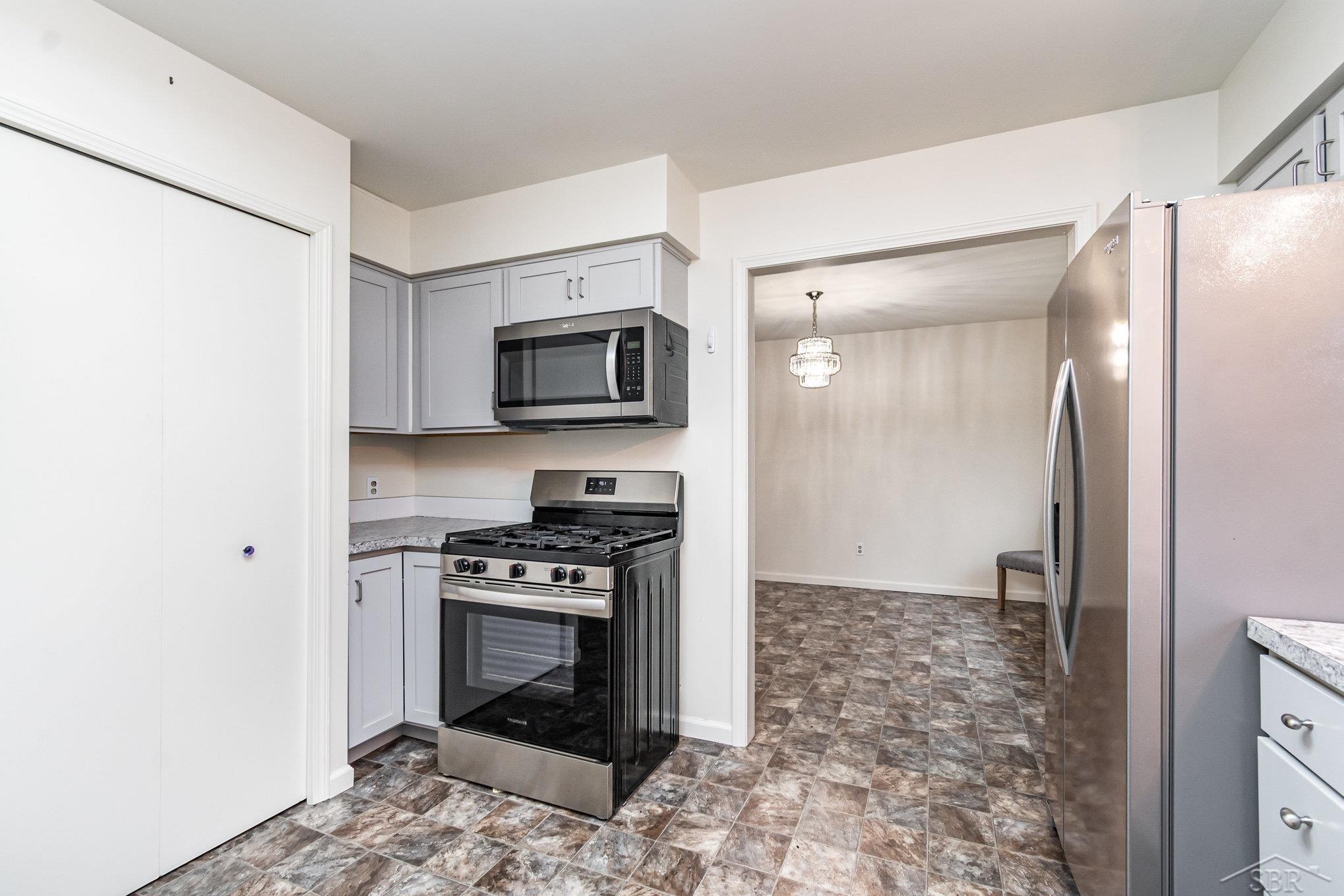 Bridgeport Charter Township, Michigan 48722, United States, 4 Bedrooms Bedrooms, ,3 BathroomsBathrooms,Residential,Active,238342