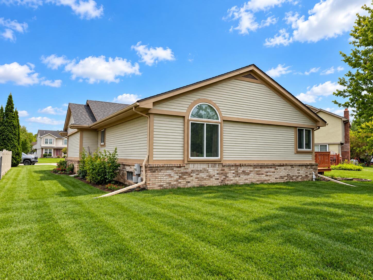 44610 Cranbrook Court