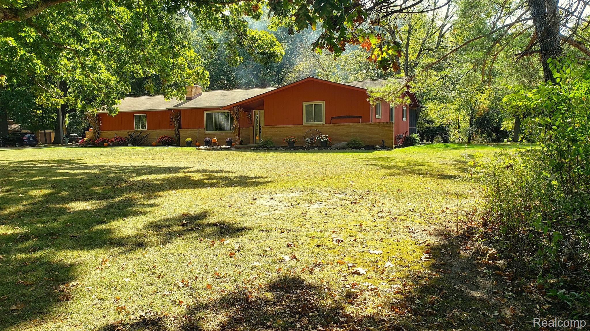 10076 Fairlane Drive