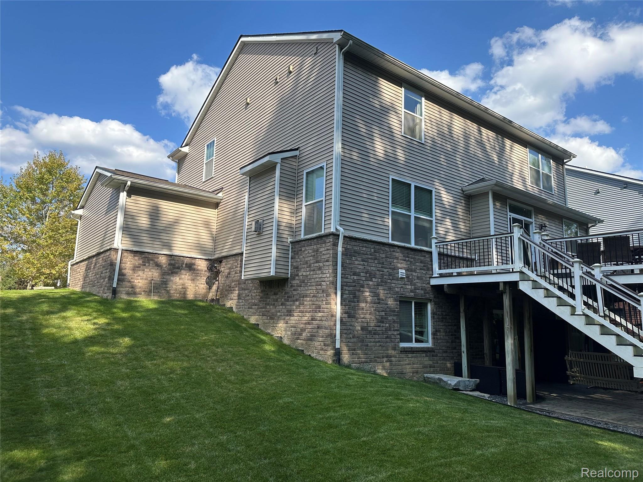 58143 Sunflower Circle S